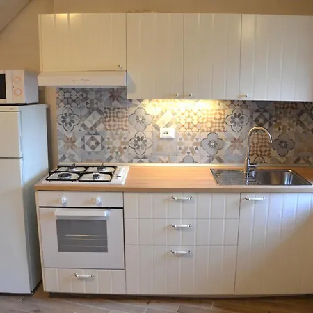 Casa Con Terrazzi - 6posti 2stanze 2bagni - Lakeholiday It Holiday home *