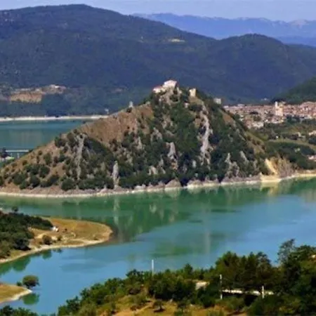 Casa Con Terrazzi - 6posti 2stanze 2bagni - Lakeholiday It Holiday home Castel di Tora