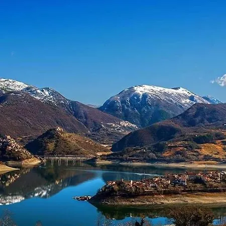 Σπίτι διακοπών Casa Con Terrazzi - 6posti 2stanze 2bagni - Lakeholiday It Castel di Tora