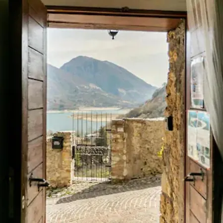 Casa Con Terrazzi - 6posti 2stanze 2bagni - Lakeholiday It Holiday home Castel di Tora