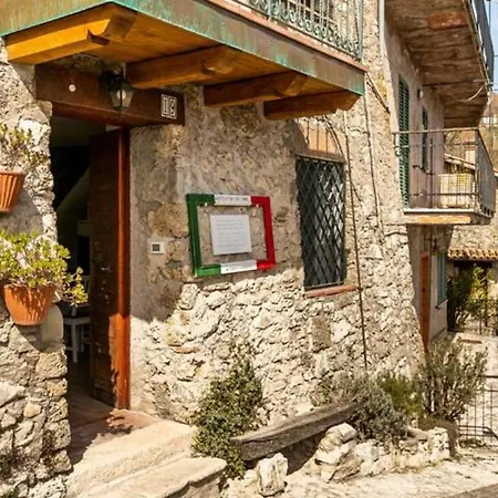 Casa Con Terrazzi - 6posti 2stanze 2bagni - Lakeholiday It