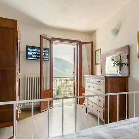 Holiday home Casa Con Terrazzi - 6posti 2stanze 2bagni - Lakeholiday It Castel di Tora