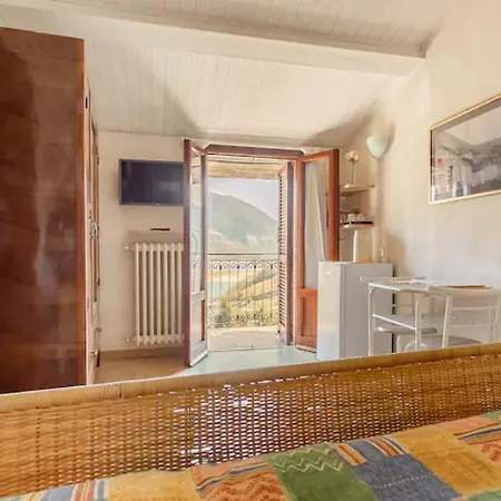 Casa Con Terrazzi - 6posti 2stanze 2bagni - Lakeholiday It * Castel di Tora